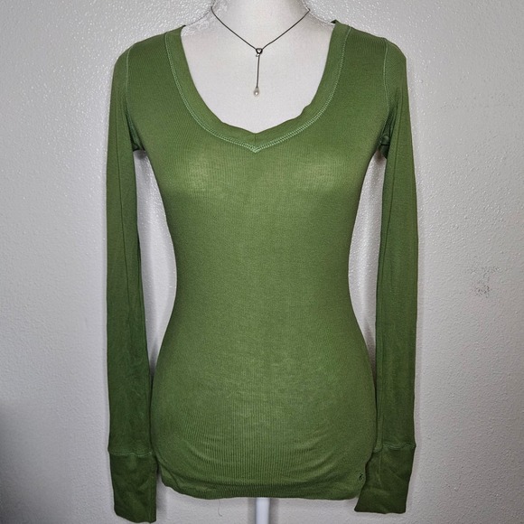 Abercrombie & Fitch Tops - Abercrombie & Fitch Ribbed V-Neck Long Sleeve Top Green
